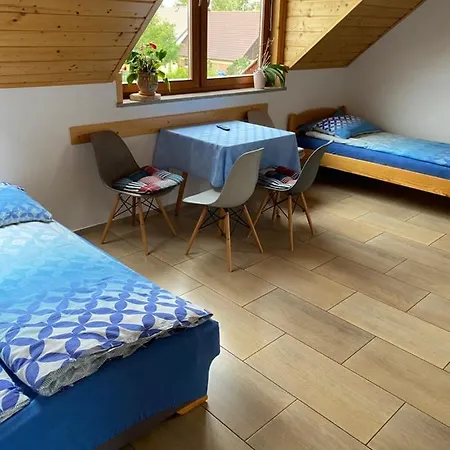 农家乐 Nad Jeziorem *