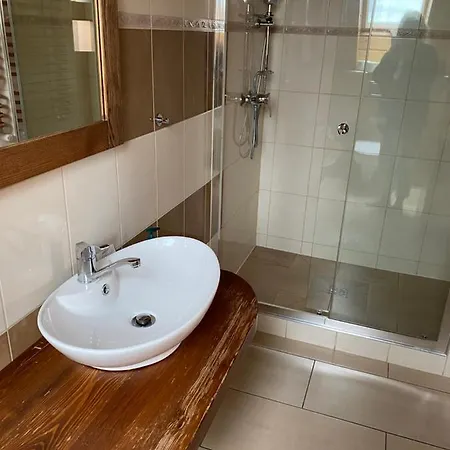 农家乐 Nad Jeziorem 哈日科维